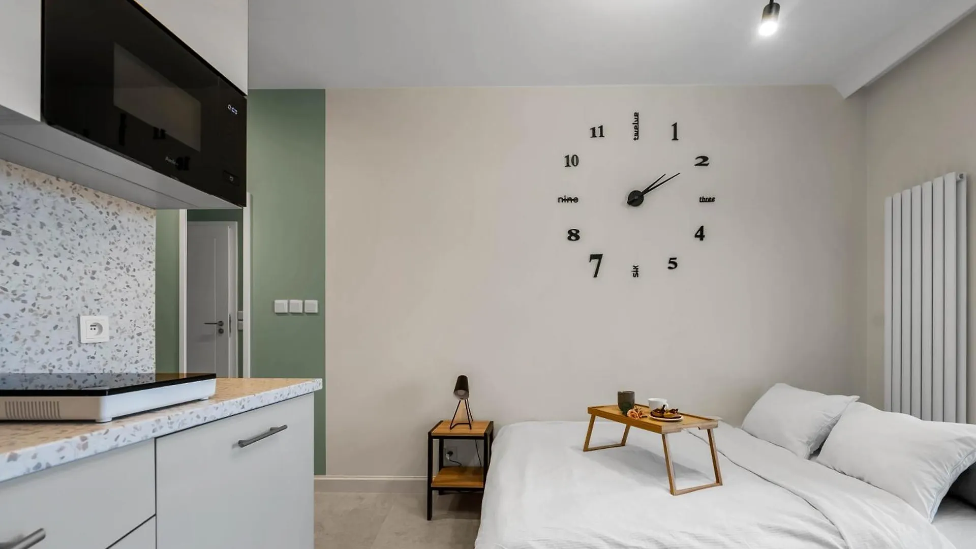 Wiktoryn Studio - Balcony, Gym & Sauna - By Rentujemy Warsaw