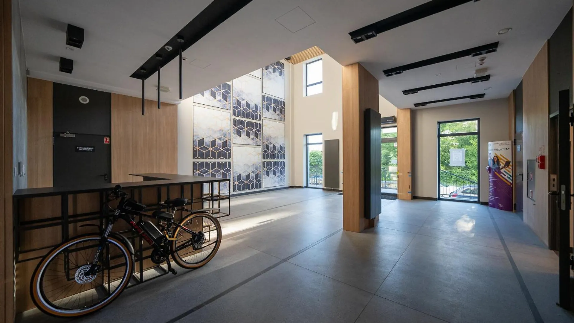 Wiktoryn Studio - Balcony, Gym & Sauna - By Rentujemy Warsaw Apartment